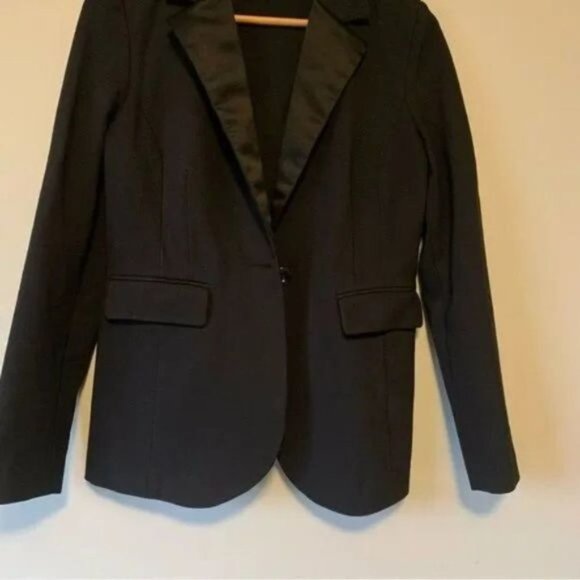 Cabi Black Blazer size medium single button - Picture 8 of 9